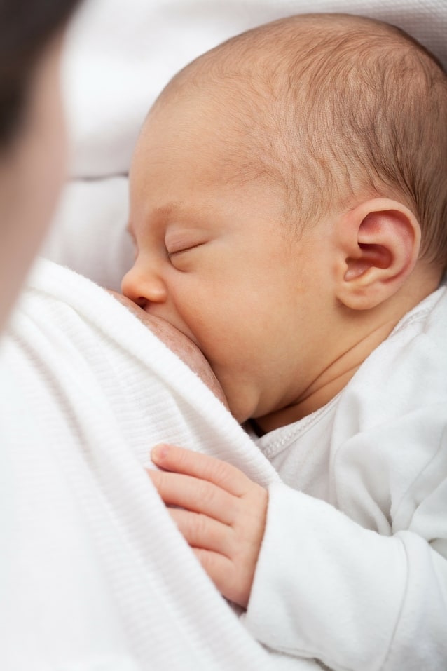 คุณแม่มือใหม่รู้ไว้เลย การเลี้ยงลูกด้วยนมแม่ มีประโยชน์อย่างไร ?