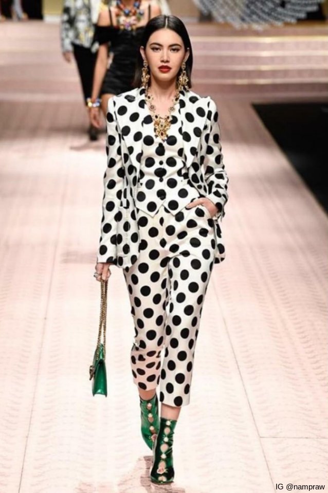 ใหม่ ดาวิกา ถูกเชิดชูโดย VOGUE ให้เป็นหน้าใหม่ที่น่าจับตา ใน Milan Fashion Week
